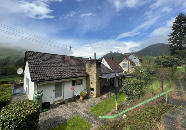 Terrasse mit Kamin